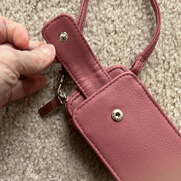 🌻 5/$15 Sonoma pink wristlet/phone case EUC - Picture 4 of 8